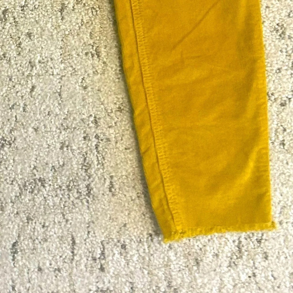 We the free (free people) near  new size 26 corduroy pants with bottom fray. - Picture 6 of 6